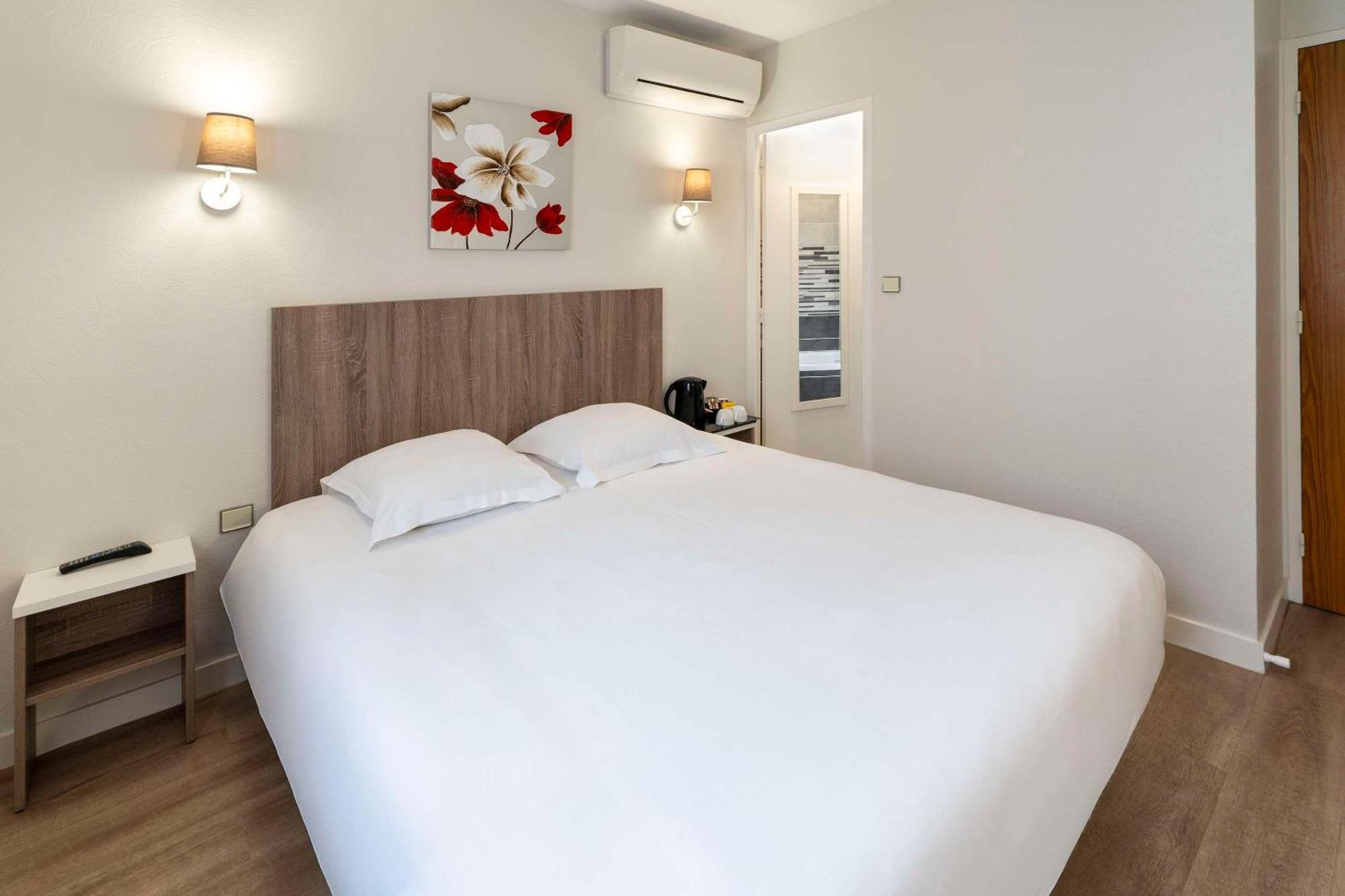 Sure Hotel By Best Western Saintes Exterior foto